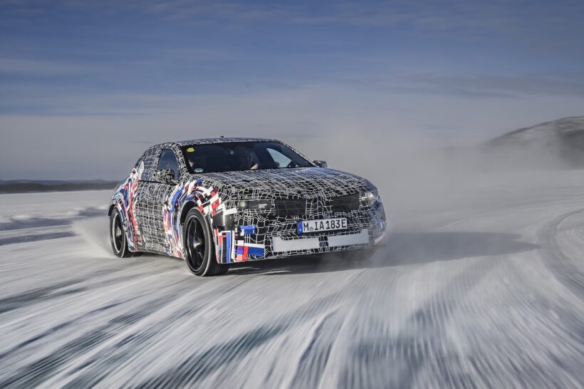 氷雪路において精力的なテストを実施する「BMW M ノイエ クラッセ」。