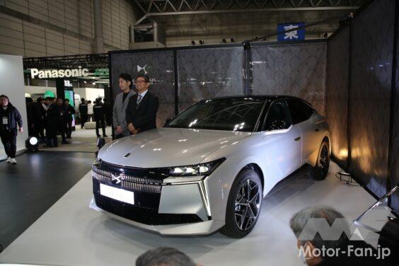 DS オートモビル ナンバー4。ステランティスジャパン　成田仁代表取締役社長（右）とステランティスジャパン・フレンチブランド事業部　小川隼平事業部長。