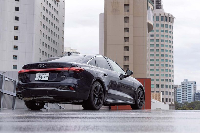 先代A4の剛性感とA5スポーツバックのスタイリッシュさを両立した新型A5。クワトロシステムは通常時は前輪のみを駆動、必要に応じて湿式多板クラッチを締結、AWDとする。MHEVプラスのモーター出力は24PS/230Nm。