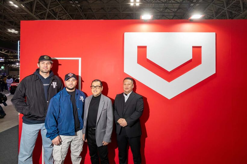 【Marketing Director】Kyle Martin 氏（写真左）