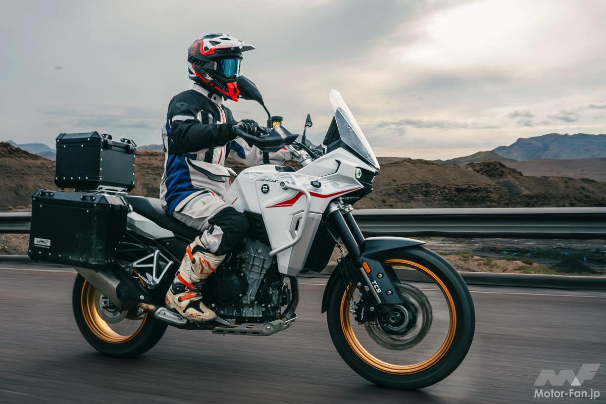 日本発売決定！「KOVE 800X TOURING」驚異のフル装備ツアラーが2月上陸