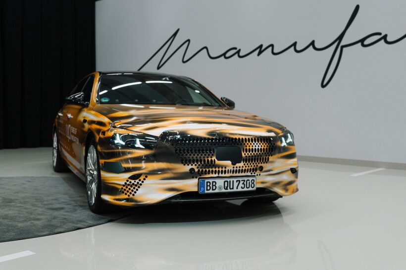 現行Sクラス（W223）は2020年にデビュー、今回の改良新型はSクラス史上最も大きなアップデートになるという。