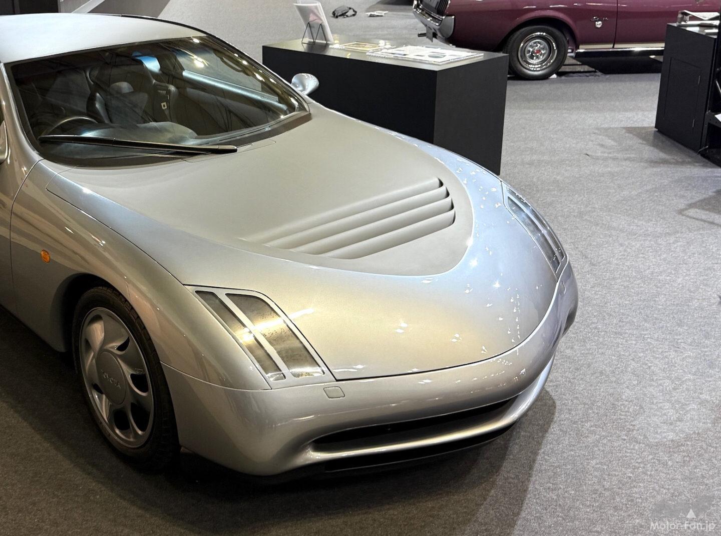 4.5L・V8搭載の後輪駆動、しかも6速MTでトランスアクスル。CD値0.28
