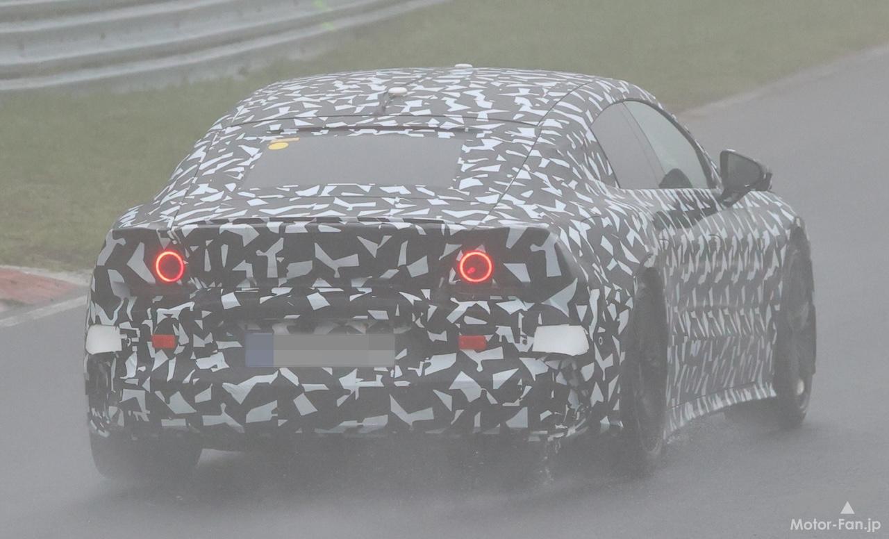 メルセデスAMG史上もっとも過激なクーペ、「GT EV」が土砂降りのニュル