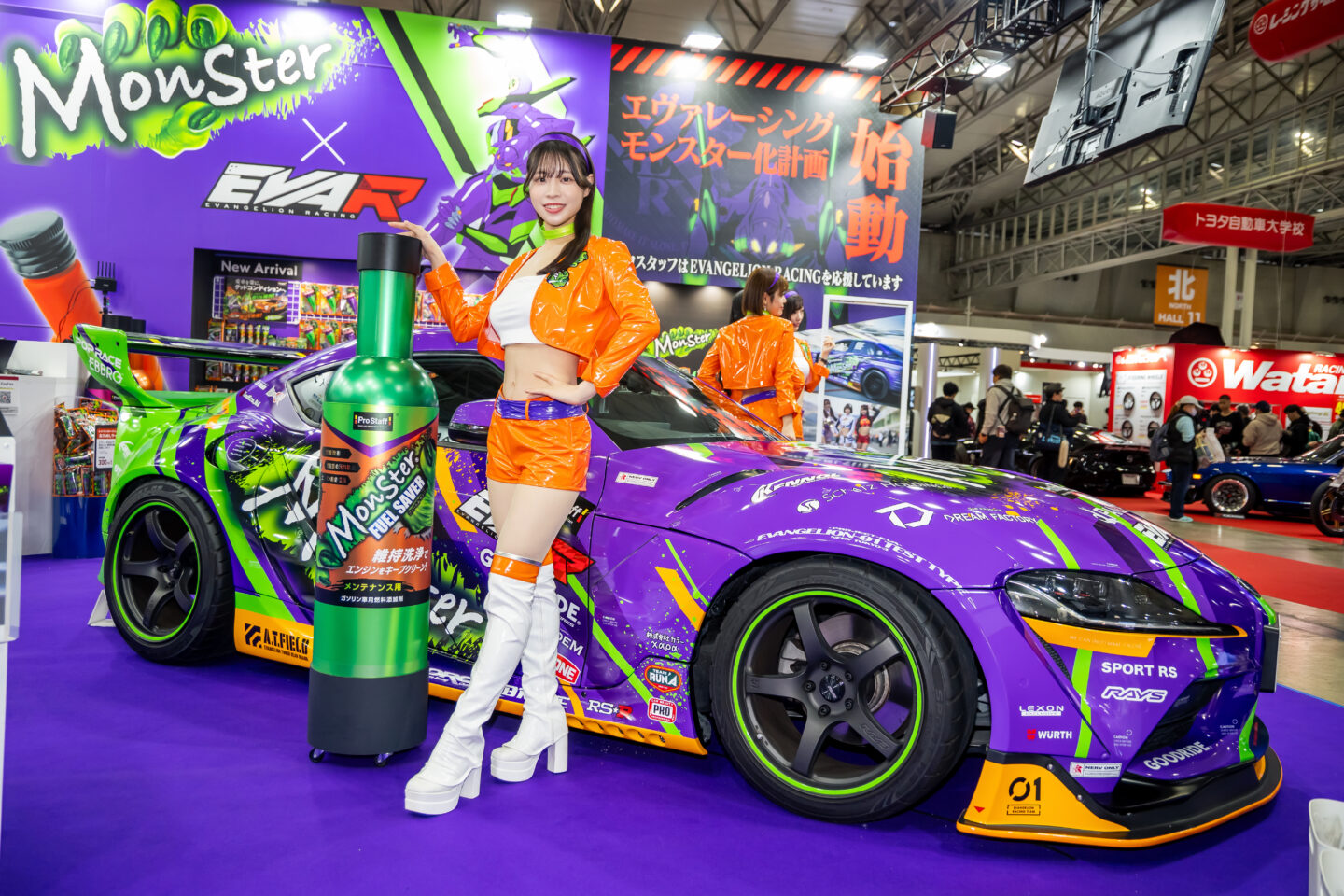 総勢18名！」イベントを彩るコンパニオン特集【東京オートサロン2026