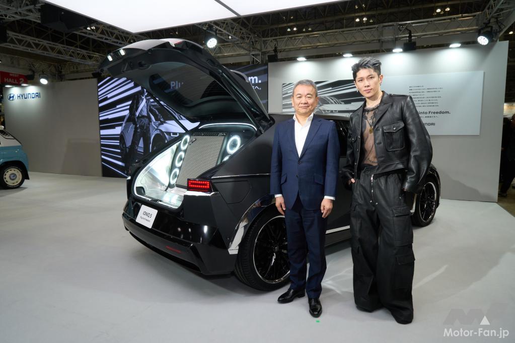 Hyundaiブースに、世界的ギタリスト「MIYAVI氏」が登場！ 「IONIQ 5」特別コンセプトカーとオリジナル楽曲を初披露【東京オートサロン2026】