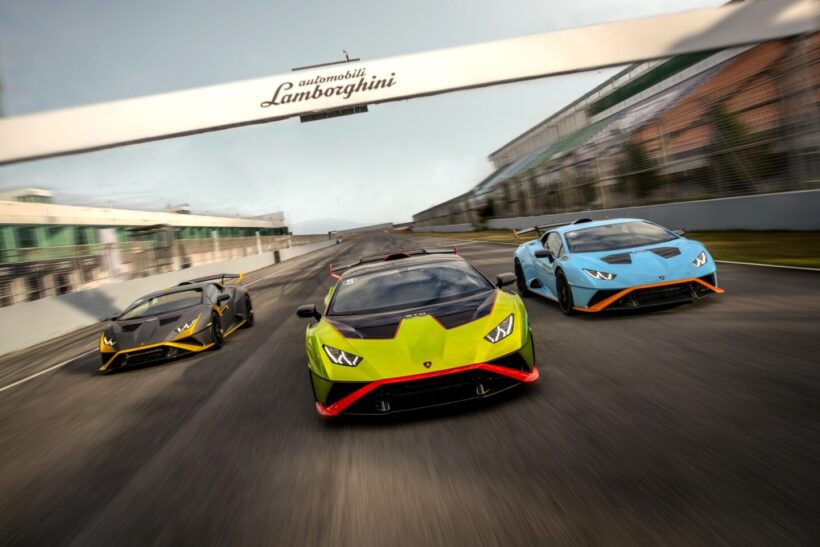 5.2リッターV10自然吸気エンジンをミッドに搭載するランボルギーニ ウラカン。
