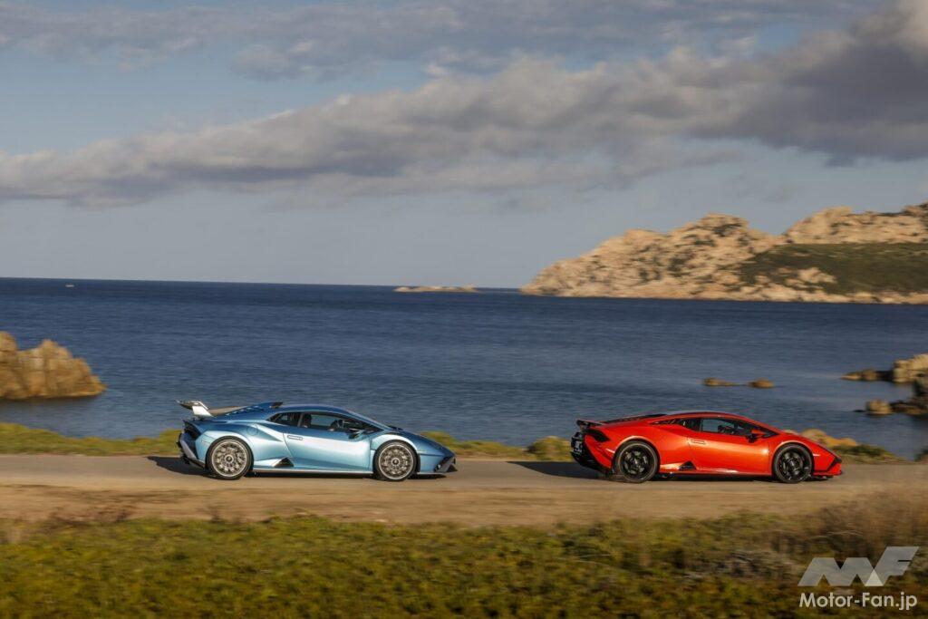 向かって左がSTO、右がTECNICA。リヤウイングの形状が大きく違うのが分かる。