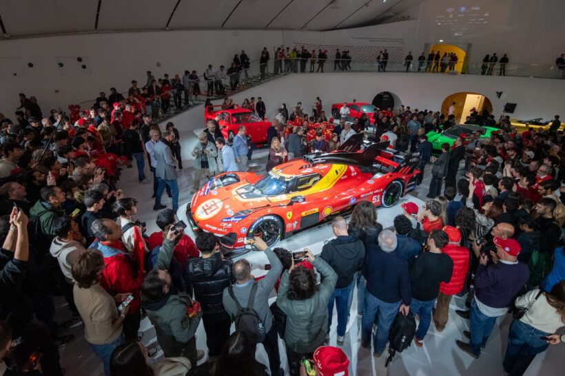 フェラーリはモデナのフェラーリ・ミュージアムにおいて、2026年のWECに向けたローンチイベントを開催。6名のドライバーが登場した。