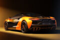 「 アルトゥーラ スパイダー MCL39 チャンピオンシップ エディション」のエクステリア。