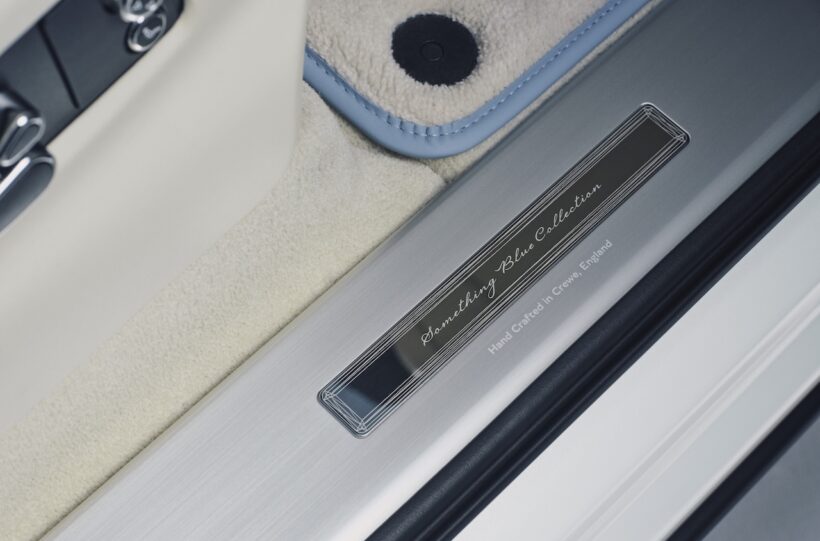 日本限定10台の特別仕様車「ベントレー ベンテイガ サムシングブルー コレクション バイ マリナー」。