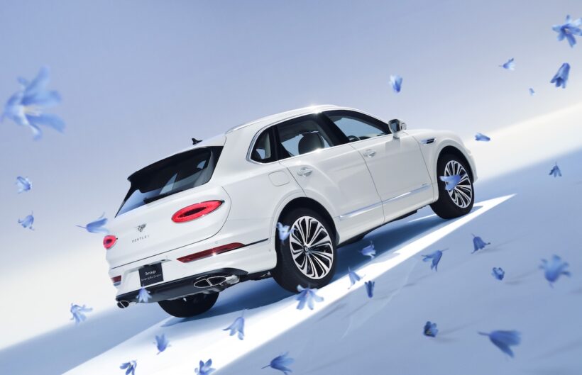 日本限定10台の特別仕様車「ベントレー ベンテイガ サムシングブルー コレクション バイ マリナー」。