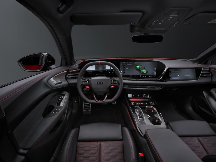 新型「アウディ RS 5 アバント」のインテリア。