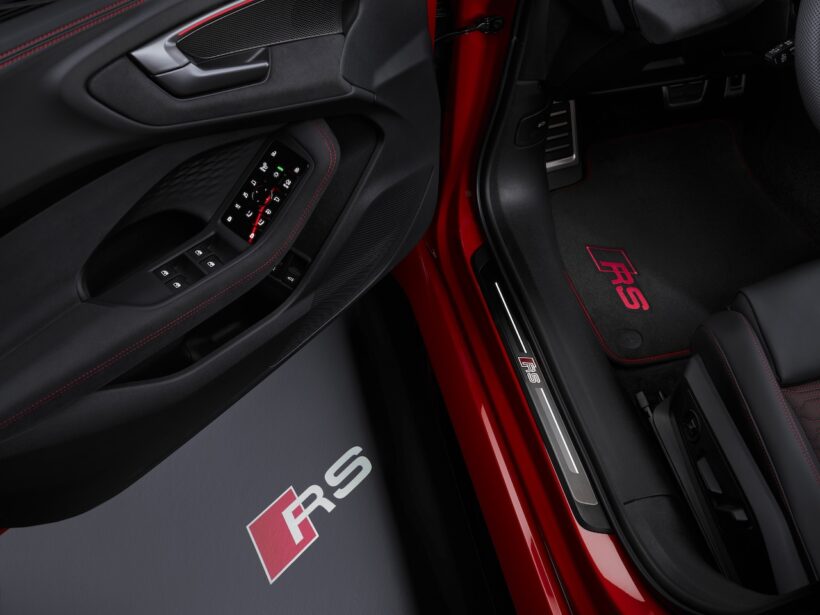 新型「アウディ RS 5 アバント」のインテリア。