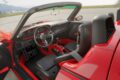 「ポルシェ 911 カレラ カブリオレ リイマジンド バイ シンガー」のインテリア。