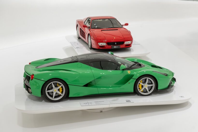 フェラーリ・ミュージアムでスタートした新企画展『The Greatest Hits ― Music Legends and their Ferraris』。