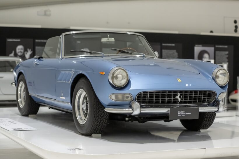 フェラーリ・ミュージアムでスタートした新企画展『The Greatest Hits ― Music Legends and their Ferraris』。