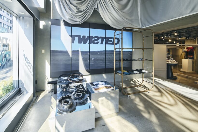 TWISTED HOUSE at VULCANIZE LONDON