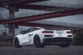 「Z06」の名称は1963年、2代目コルベットに設定されたレース向けオプションパッケージの名に由来する。なお、本国仕様のマフラーはセンター4本出しとなるが、日本仕様は騒音規制への対応からノーマルと同じ角形左右2本出しとなる。