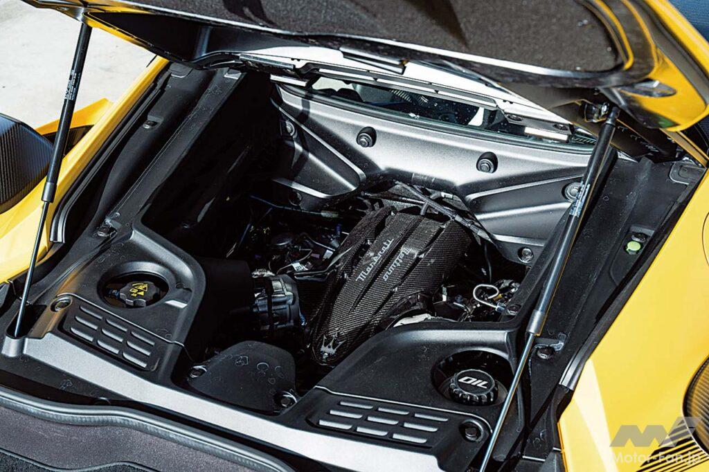 両車ともに3.0リッターV6ツインターボの「ネットゥーノ」ユニットを積む。最大トルク720Nmは両車共通だが、最高出力はMCプーラの630PSに対し、GT2ストラダーレは640PSへと引き上げられている。