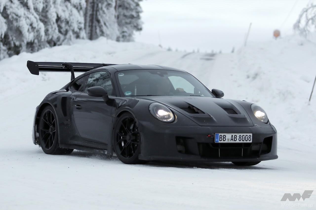 ポルシェ911 GT3 RS ポルシェ史上最も過激? 次期992.2 GT3 RSをスクープ! 偽装しても秘密が