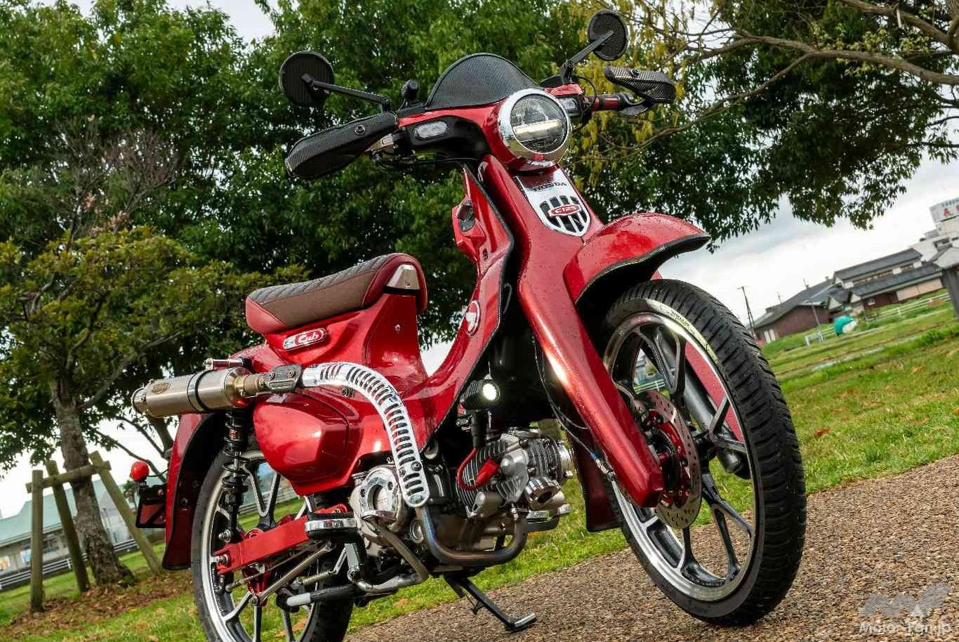 スーパーカブC125は、レッグシールドを外すとここまで変わる