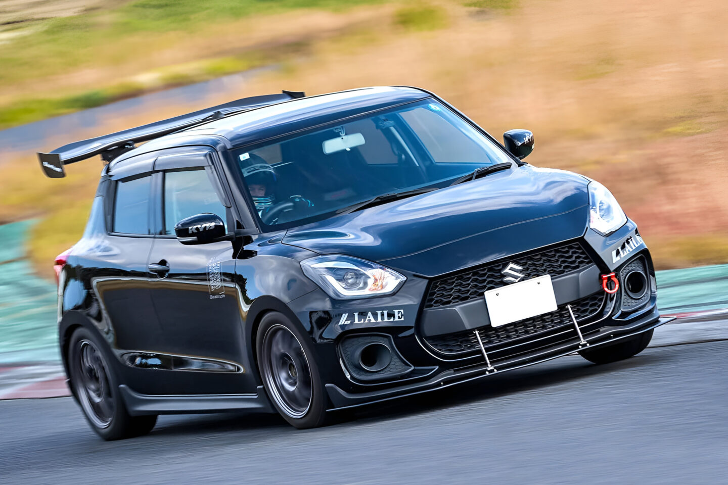 車高調いらない説、浮上」名門レイルが仕掛けるZC33Sスイスポ“ゆる速