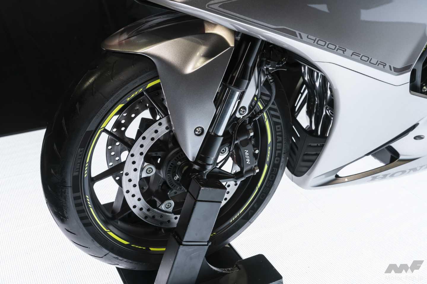 ZX-4R対抗きた？」ホンダが仕掛ける新世代直4スポーツ「CBR400R FOUR