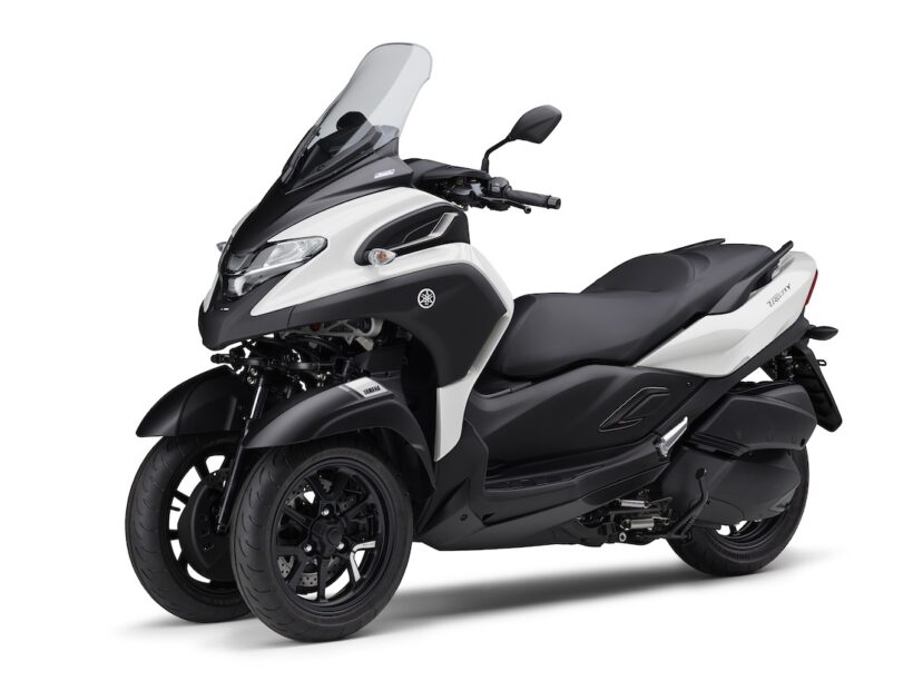 2025_yamaha_tricity300_01b