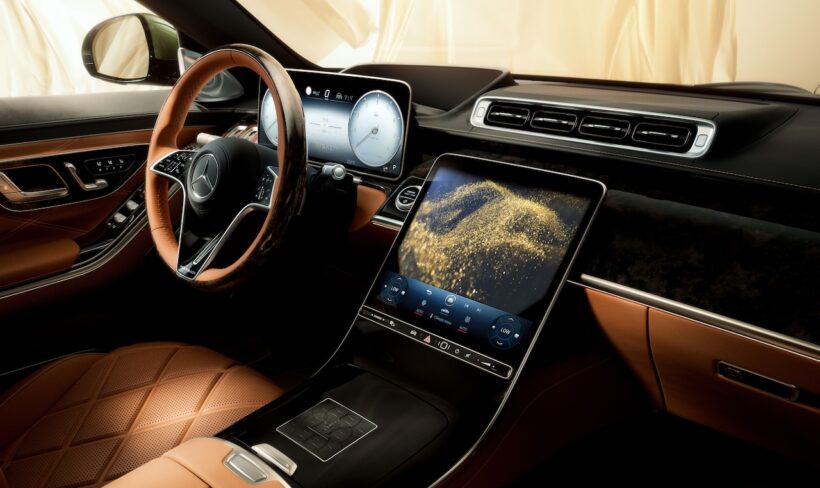 「メルセデス・マイバッハ S 680 V12 エディション」のインテリア。
