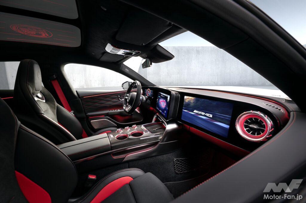 フル電動GT「メルセデス AMG GT 4ドアクーペ」のインテリア。