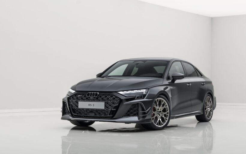 「アウディ RS 3 セダン コンペティション リミテッド」のエクステリア。