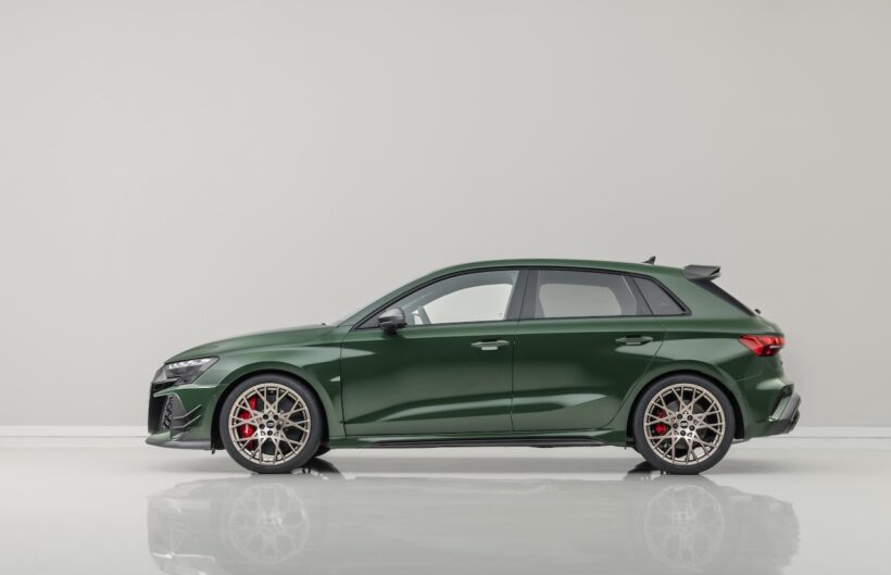 「アウディ RS 3 スポーツバック コンペティション リミテッド」のエクステリア。