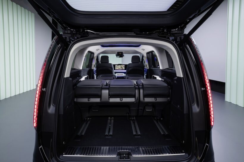 フル電動MPV「メルセデス・ベンツ VLE」のインテリア。
