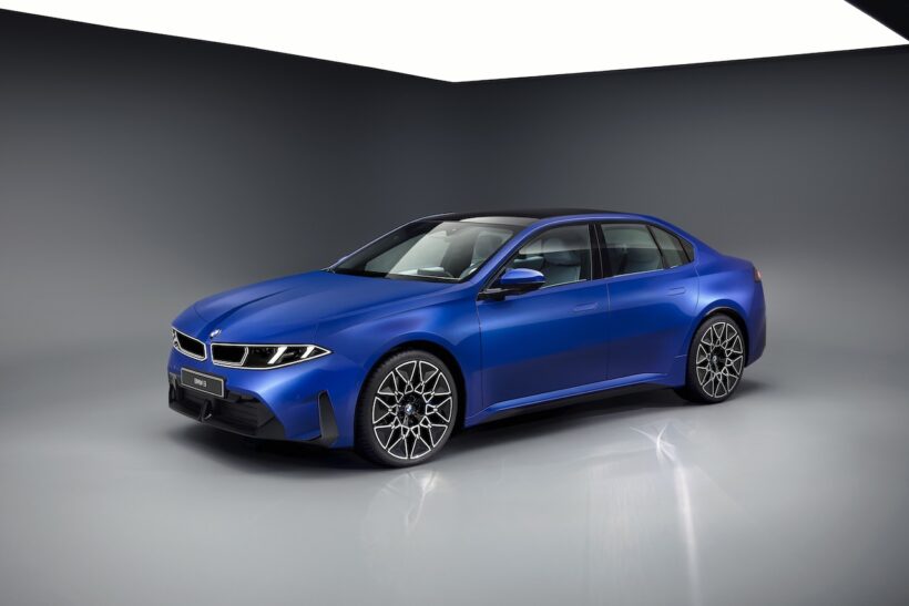 新型フル電動セダン「BMW i3 50 xDrive」のエクステリア。