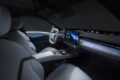 新型フル電動セダン「BMW i3 50 xDrive」のインテリア。