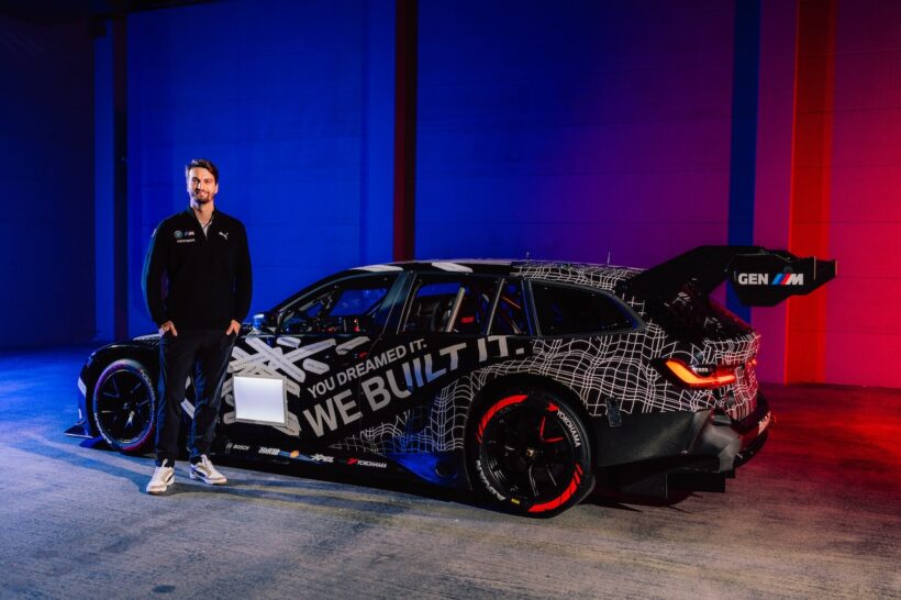 BMW Mワークスドライバーのイェンス・クリングマンと「BMW M3 ツーリング 24H」。