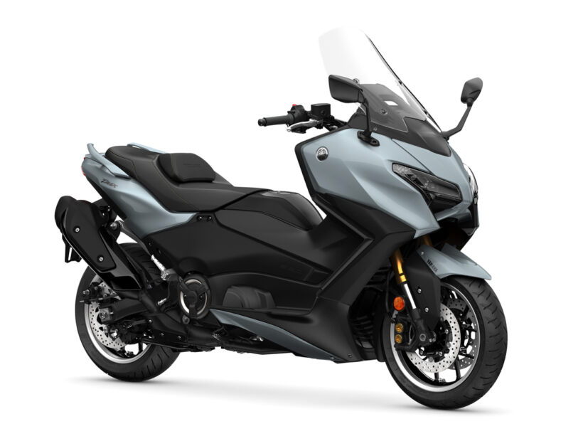 2026_yamaha_TMAX560TechMax_001-1