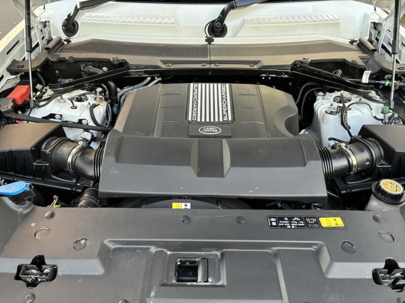 ディフェンダー130 V8 P500