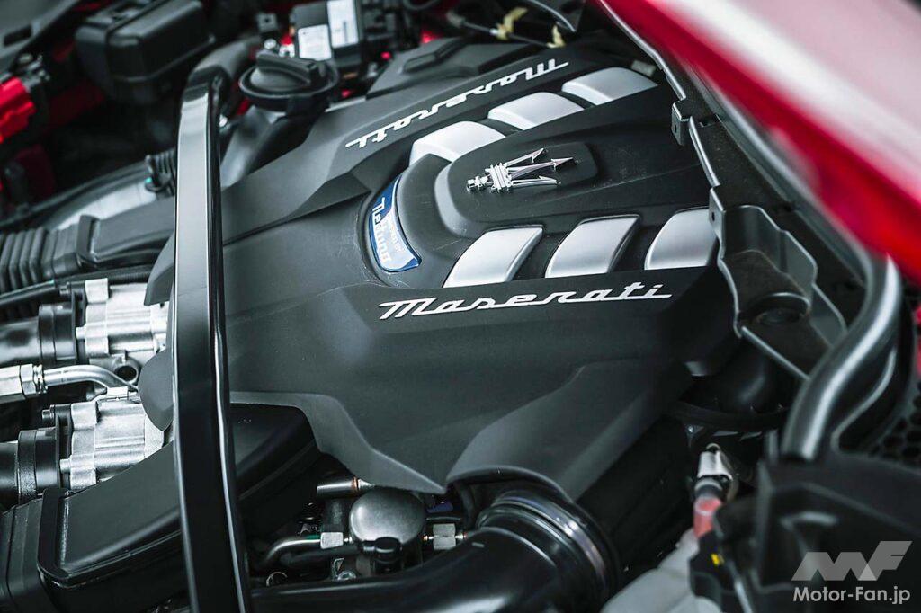 MCプーラやグラントゥーリズモにも積まれる3.0リッターV6ツインターボ「ネットゥーノ」エンジン。その530PS/620Nmというスペックは、490PS/600Nmとなるグラントゥーリズモのベースモデルすら上回る。