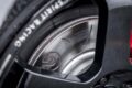 MSR、MSR 12Rともブレンボ製対向ピストンキャリパーを装備するが、12Rはさらにスリット入りローターを奢る。