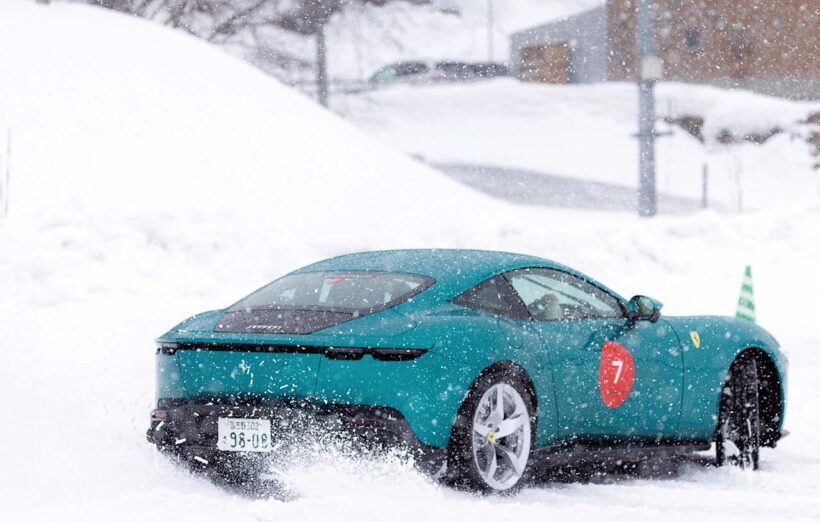 雪の上でフェラーリを走らせる。そんな経験はめったにできない。フェラーリ・ジャパンが顧客向けに開催したスノードライブは、フェラーリの新たな一面を見るいい機会となった。