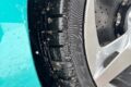 クローズドコースを走行する車両はピレリのスパイクタイヤを装着。個人的にはスパイクタイヤ初体験となった。