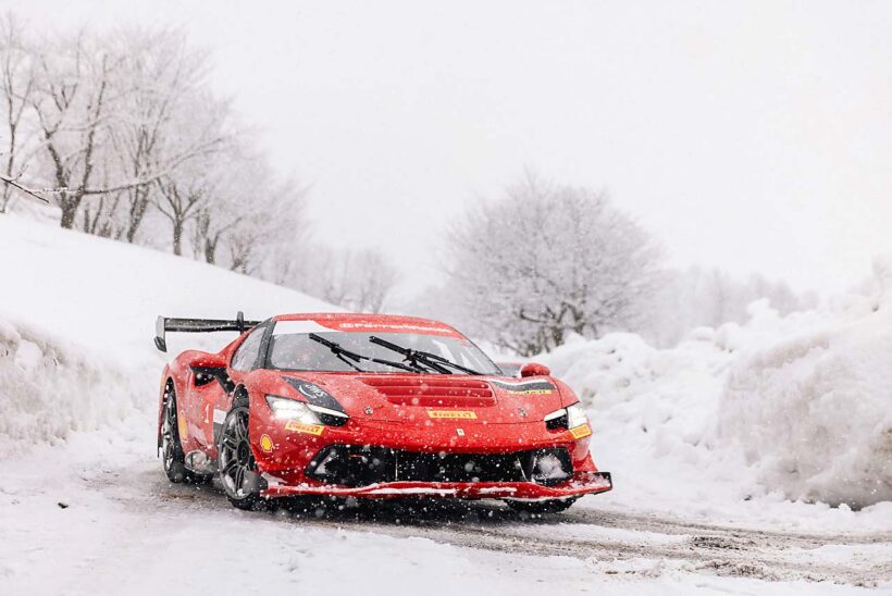雪の上でフェラーリを走らせる。そんな経験はめったにできない。フェラーリ・ジャパンが顧客向けに開催したスノードライブは、フェラーリの新たな一面を見るいい機会となった。