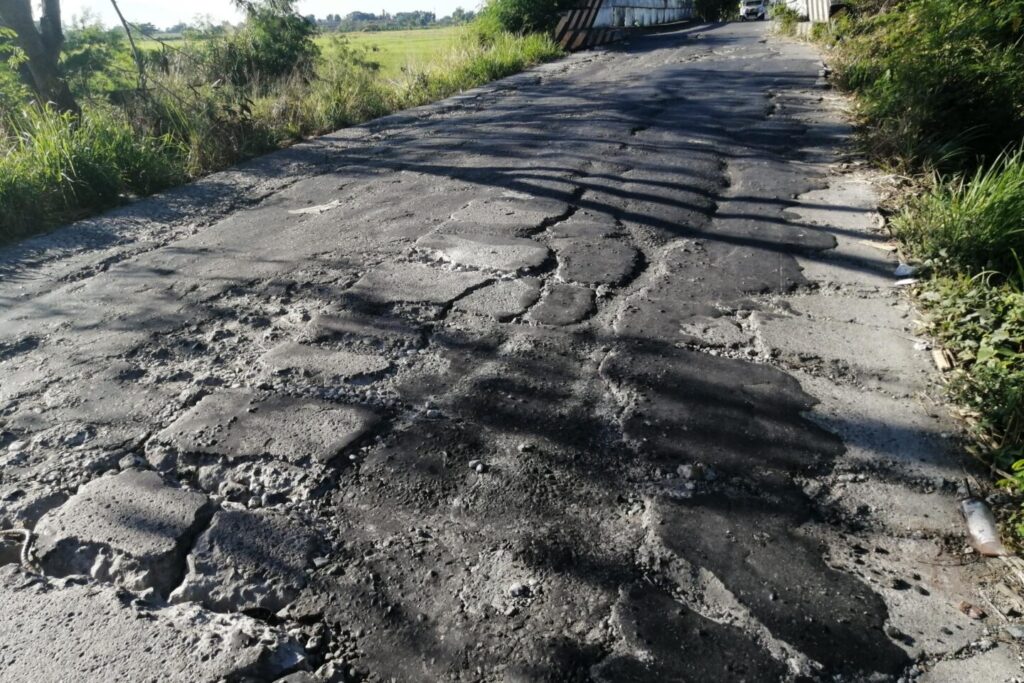 凸凹な道