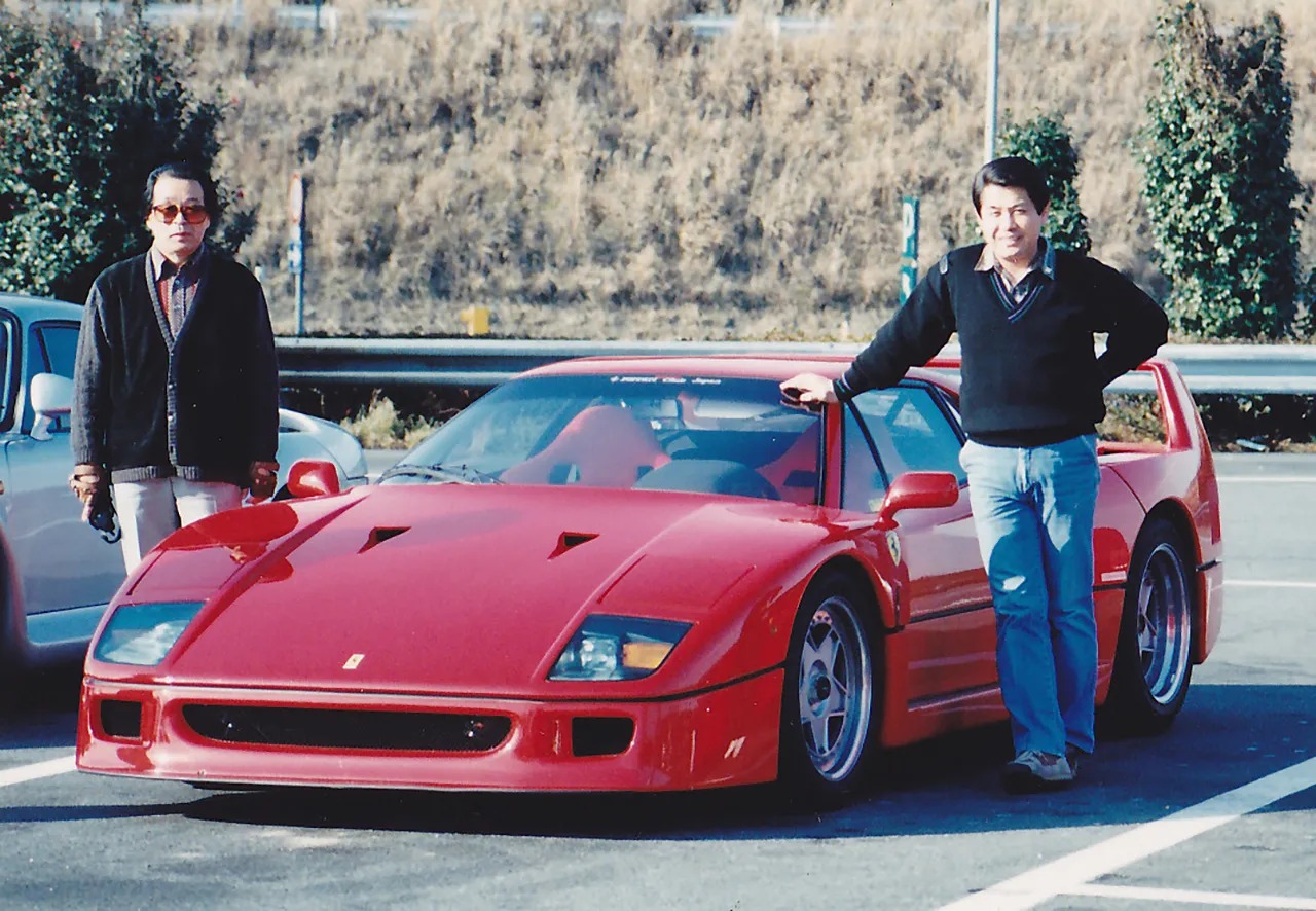 FerrariF40-003_4.jpg