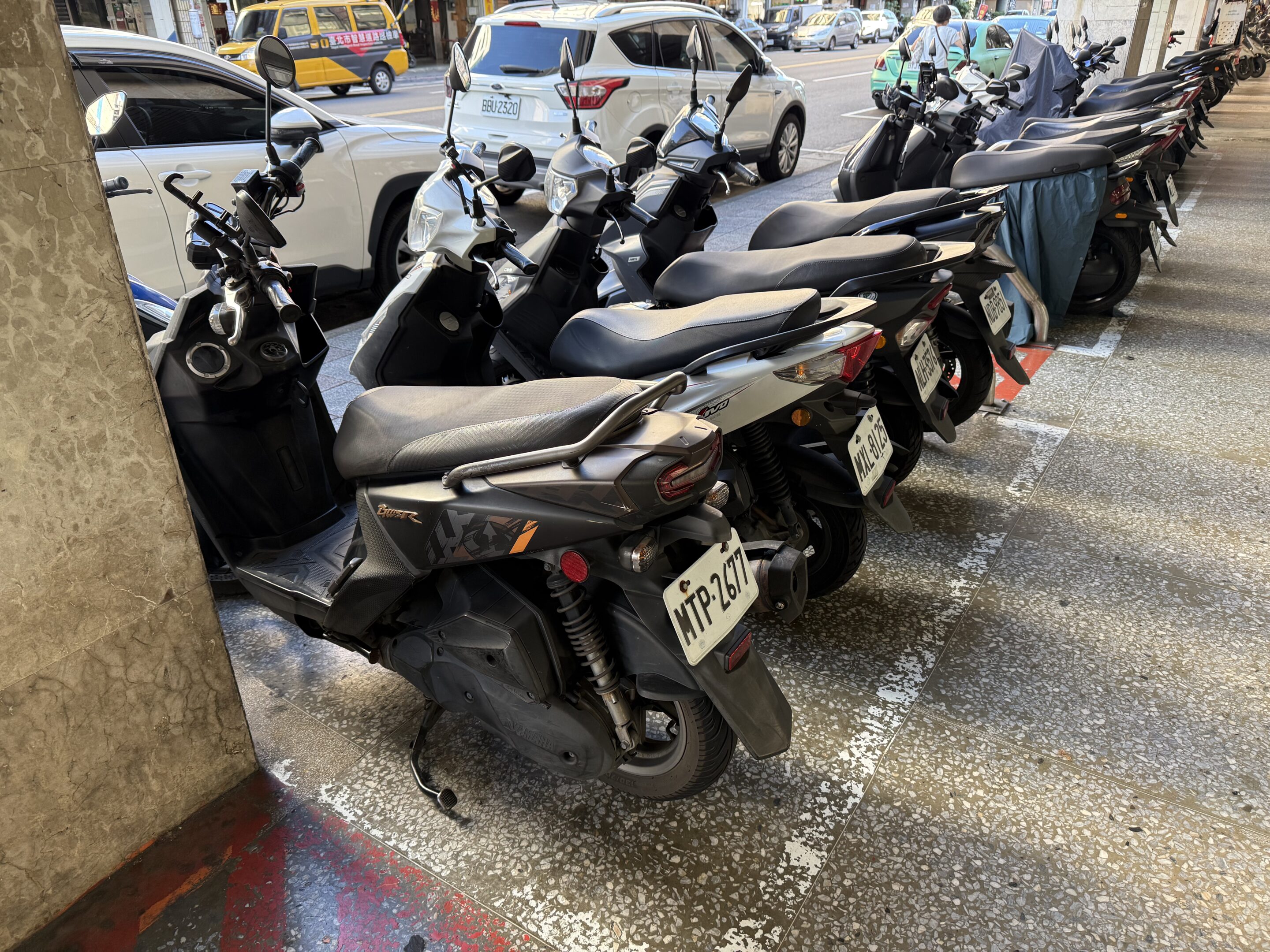 新型シグナスX【2026】の生まれ故郷台湾は、バイクにもクルマにも
