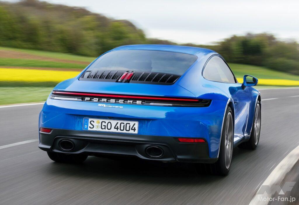 ポルシェ911カレラの走行シーン
