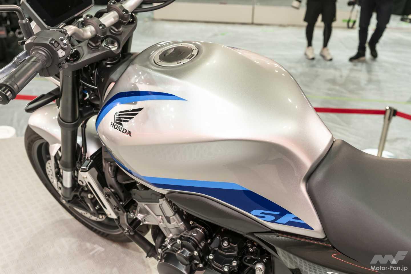 速報】CB400スーパーフォア発表 ホンダが新型4気筒ネイキッド公開 速報】CB400スーパーフォア発表 ホンダが新型4気筒ネイキッド公開