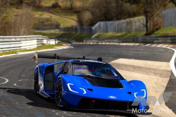 ニュルブルクリンクで米国メーカー最速記録を樹立したフォード GT Mk IV。